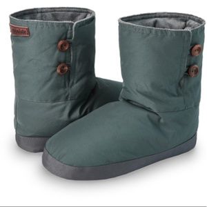 cabiniste down booties